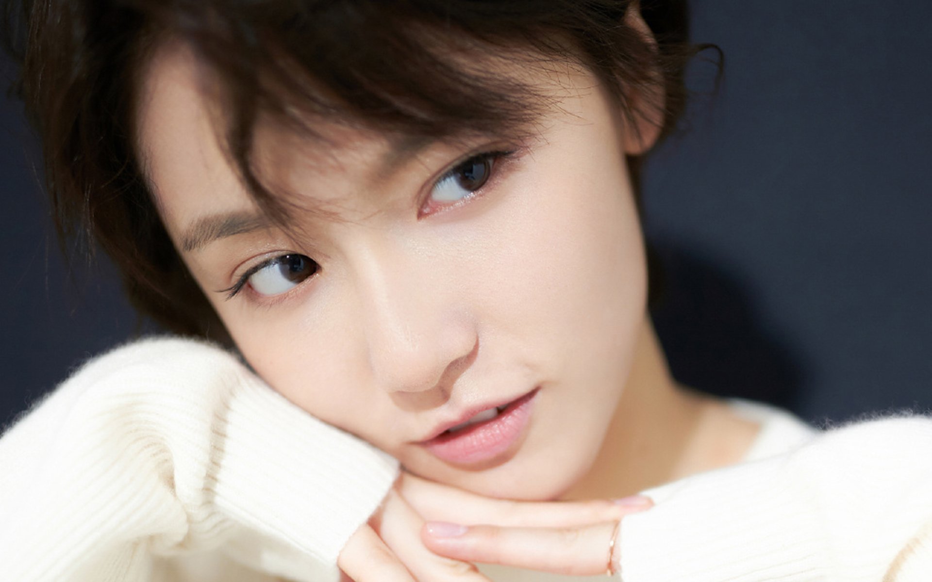 伊朗男足在巴黎奥运会上表现出色，赢得多场比赛，伊朗男足12强